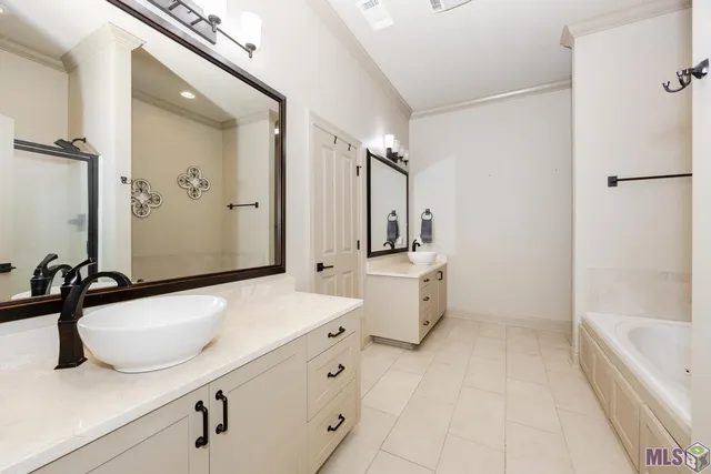 $374,900 | 8274 Seville Court, Baton Rouge, LA 70820