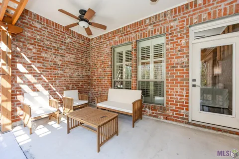 $374,900 | 8274 Seville Court, Baton Rouge, LA 70820