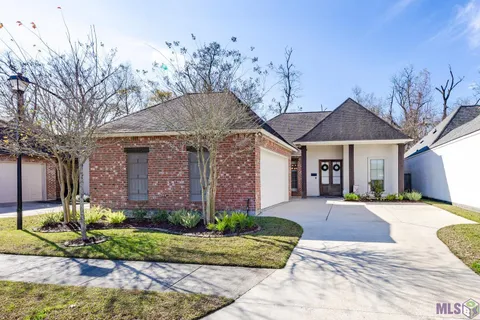 $374,900 | 8274 Seville Court, Baton Rouge, LA 70820