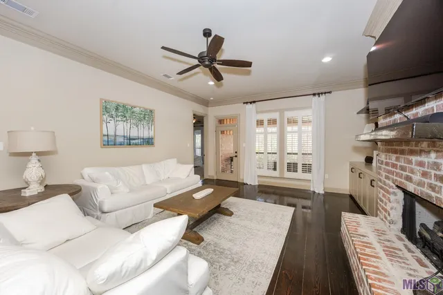 $374,900 | 8274 Seville Court, Baton Rouge, LA 70820