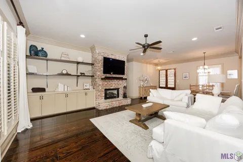 $374,900 | 8274 Seville Court, Baton Rouge, LA 70820