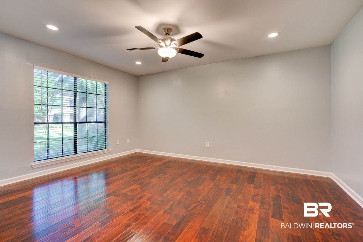 2901 Grant Street, Unit 702 Mobile, AL 36606 - Photo 9 of 30