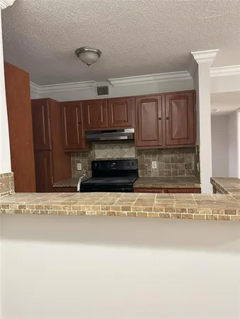 $1,995 | 4201 West McNab Road, Unit 13, Pompano Beach, FL 33069