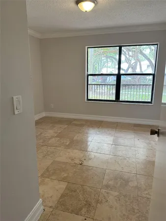 $1,995 | 4201 West McNab Road, Unit 13, Pompano Beach, FL 33069