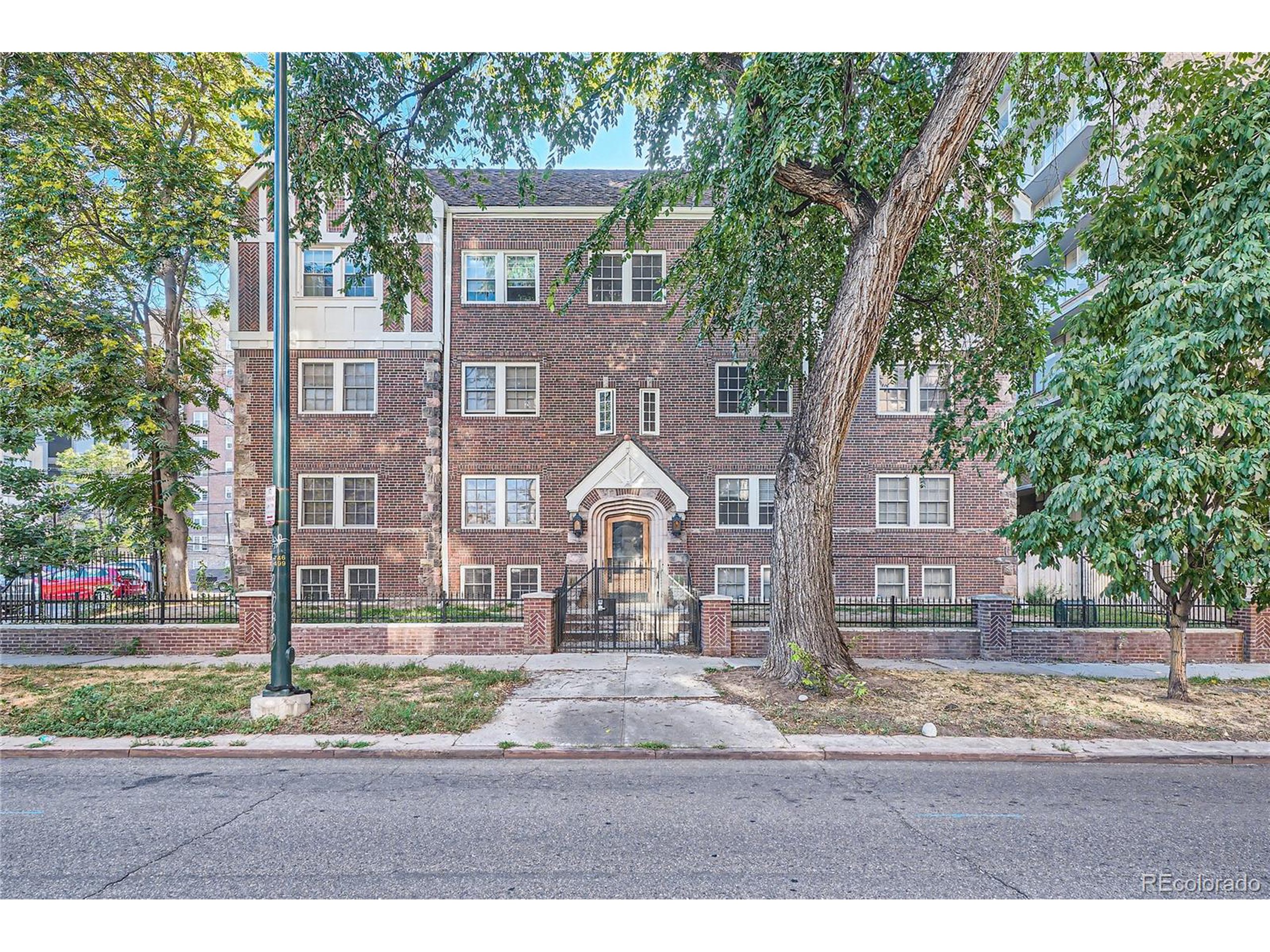 963 Logan St Unit 11  