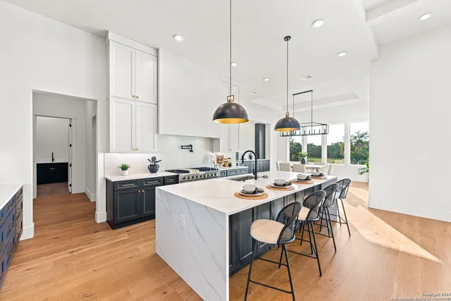 $969,000 | 1202 Cielo Rio Drive, Pipe Creek, TX 78063