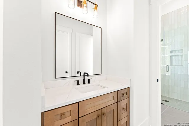 $969,000 | 1202 Cielo Rio Drive, Pipe Creek, TX 78063