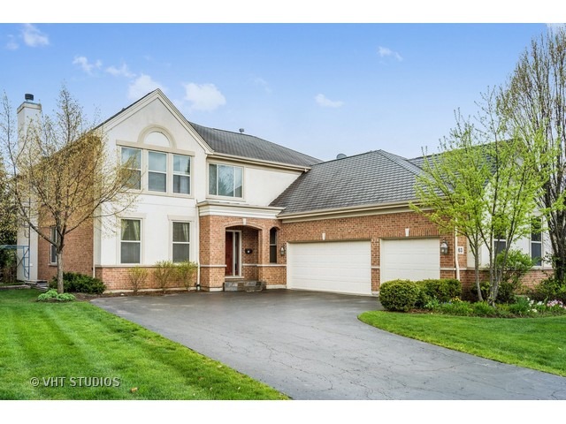 63 Holabird Loop Highwood, IL 60040 - Photo 1 of 25