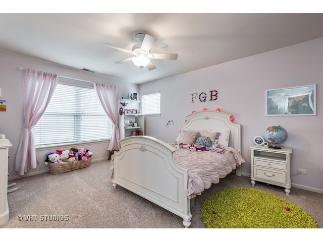 63 Holabird Loop Highwood, IL 60040 - Photo 14 of 25