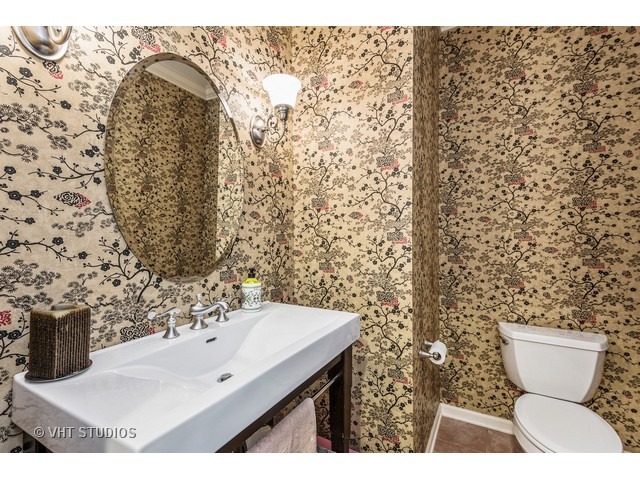 63 Holabird Loop Highwood, IL 60040 - Photo 22 of 25