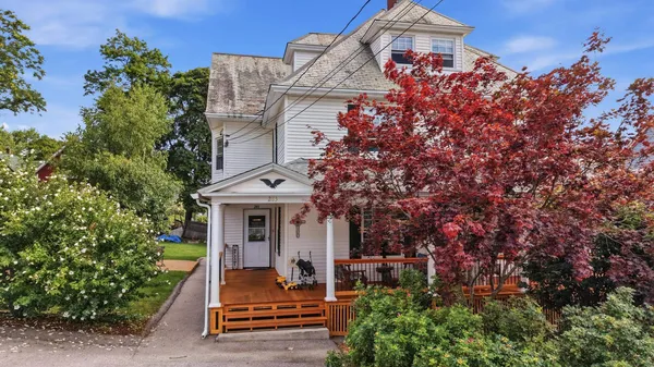 $739,000 | 283 Orange Street, Manchester, NH 03104