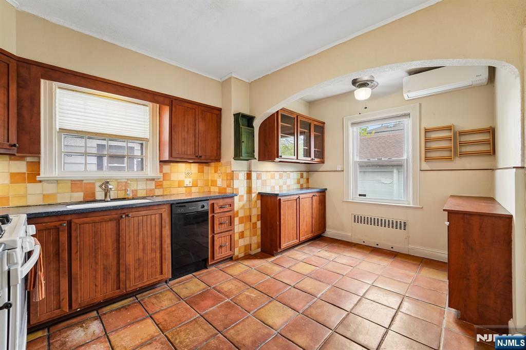 122 Holland Road South Orange, NJ 07079 - Photo 15 of 45