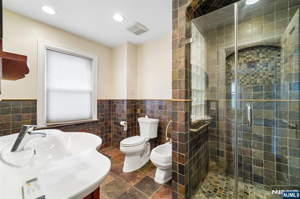 122 Holland Road South Orange, NJ 07079 - Photo 30 of 45