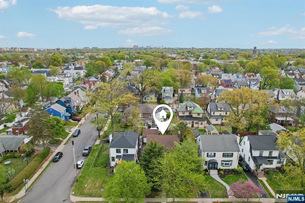 122 Holland Road South Orange, NJ 07079 - Photo 3 of 45