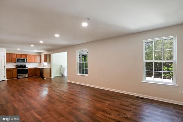 $3,800 | 6981 Linden Avenue, Elkridge, MD 21075
