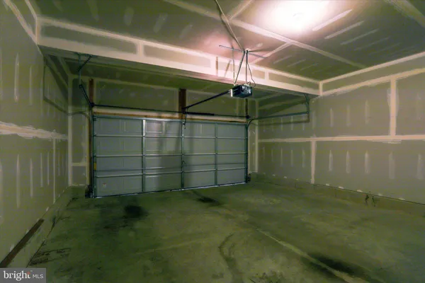 $3,800 | 6981 Linden Avenue, Elkridge, MD 21075