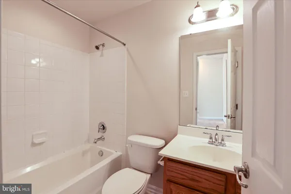 $3,800 | 6981 Linden Avenue, Elkridge, MD 21075