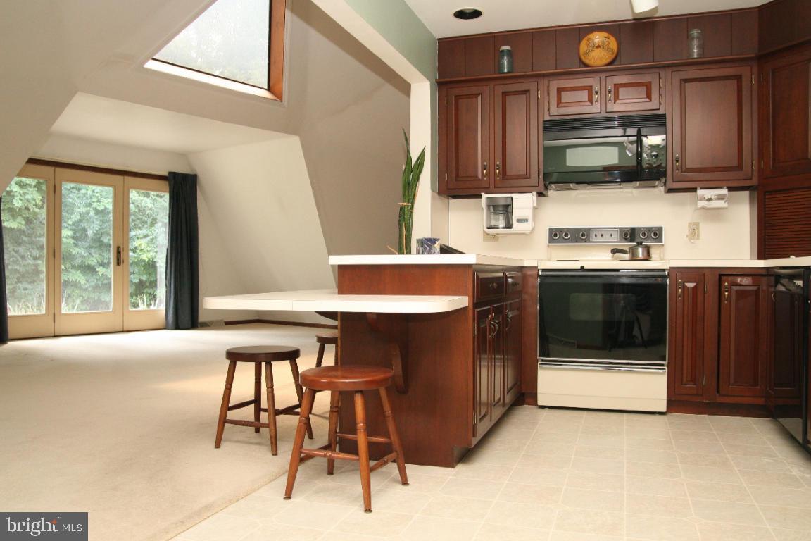 2005 Old Rothsville Road Lititz, PA 17543 - Photo 3 of 7