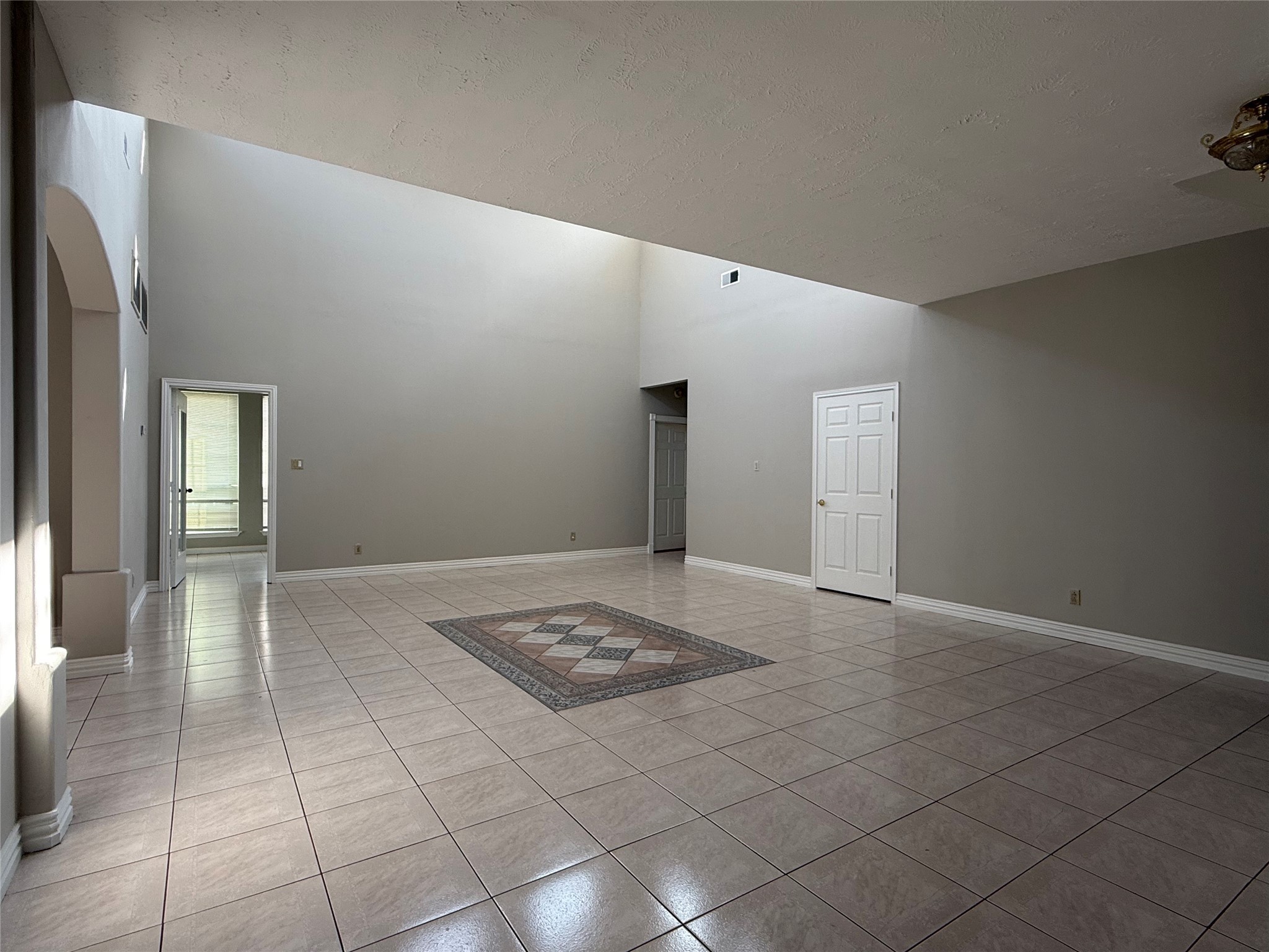 11346 Old Telegraph Road Houston, TX 77067 - Photo 4 of 20