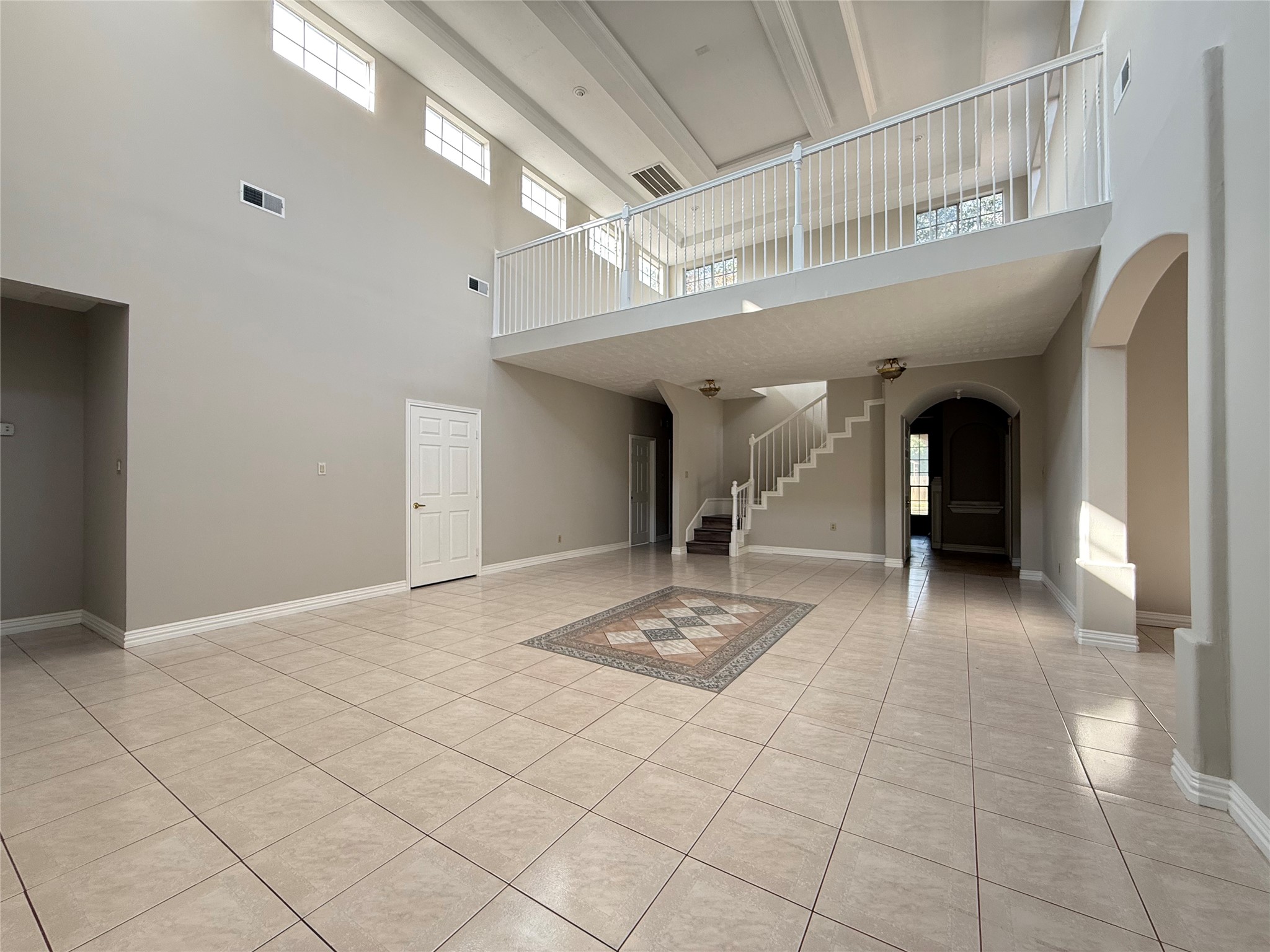 11346 Old Telegraph Road Houston, TX 77067 - Photo 5 of 20 a view of livingroom with furniture