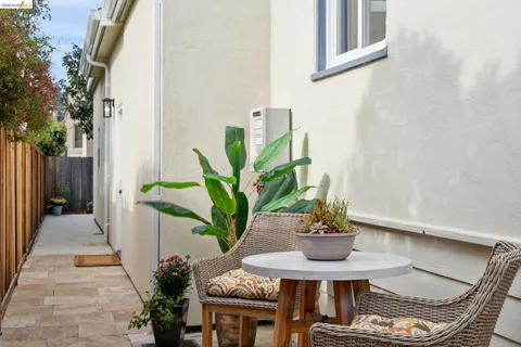 $979,000 | 606 Masonic Avenue, Albany, CA 94706