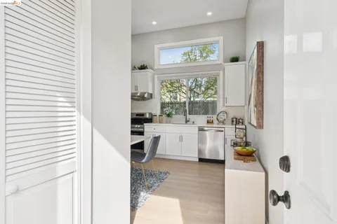 $979,000 | 606 Masonic Avenue, Albany, CA 94706