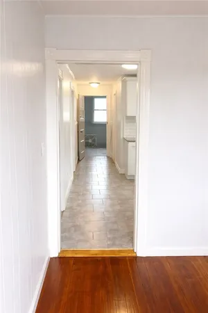 $1,975 | 299 State Street, Unit 3, Bristol, RI 02809