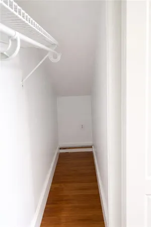 $1,975 | 299 State Street, Unit 3, Bristol, RI 02809