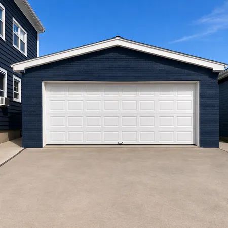 $1,975 | 299 State Street, Unit 3, Bristol, RI 02809