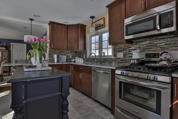 50 Prospect Street Marblehead, MA 01945 - Photo 9 of 16 Gallery Image 9