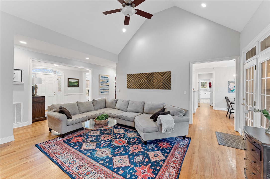210 Middle Brooke Drive Anderson, SC 29621 - Photo 5 of 42 Gallery Image 5