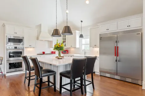 $1,079,000 | 2011 Memorial Drive, Franklin, TN 37064