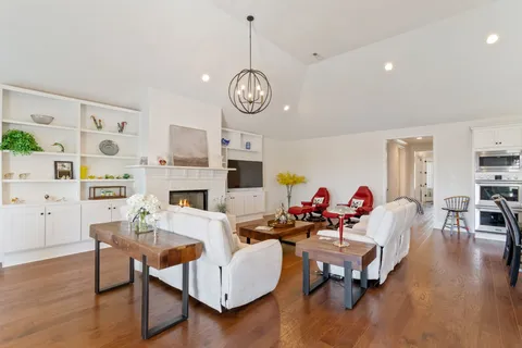 $1,079,000 | 2011 Memorial Drive, Franklin, TN 37064