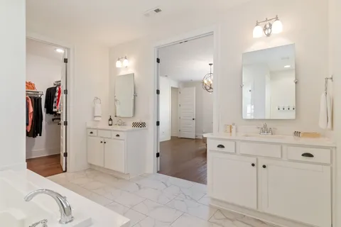 $1,079,000 | 2011 Memorial Drive, Franklin, TN 37064