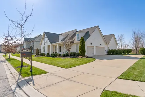 $1,079,000 | 2011 Memorial Drive, Franklin, TN 37064