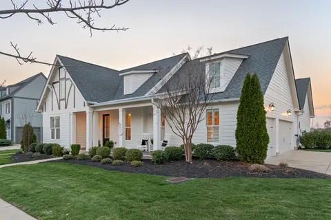 $1,079,000 | 2011 Memorial Drive, Franklin, TN 37064