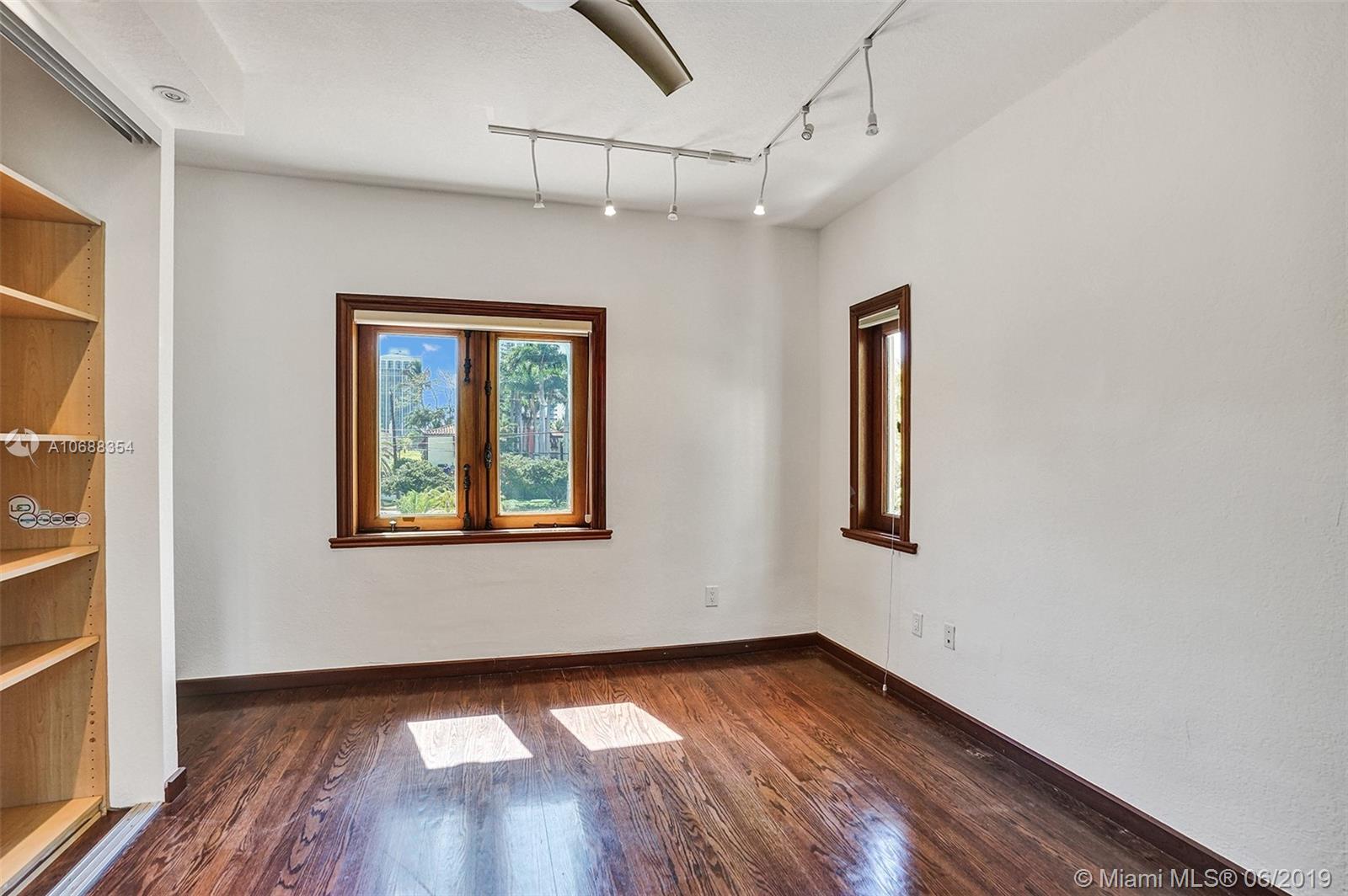 4838 Pine Tree Drive Miami Beach, FL 33140 - Photo 15 of 29