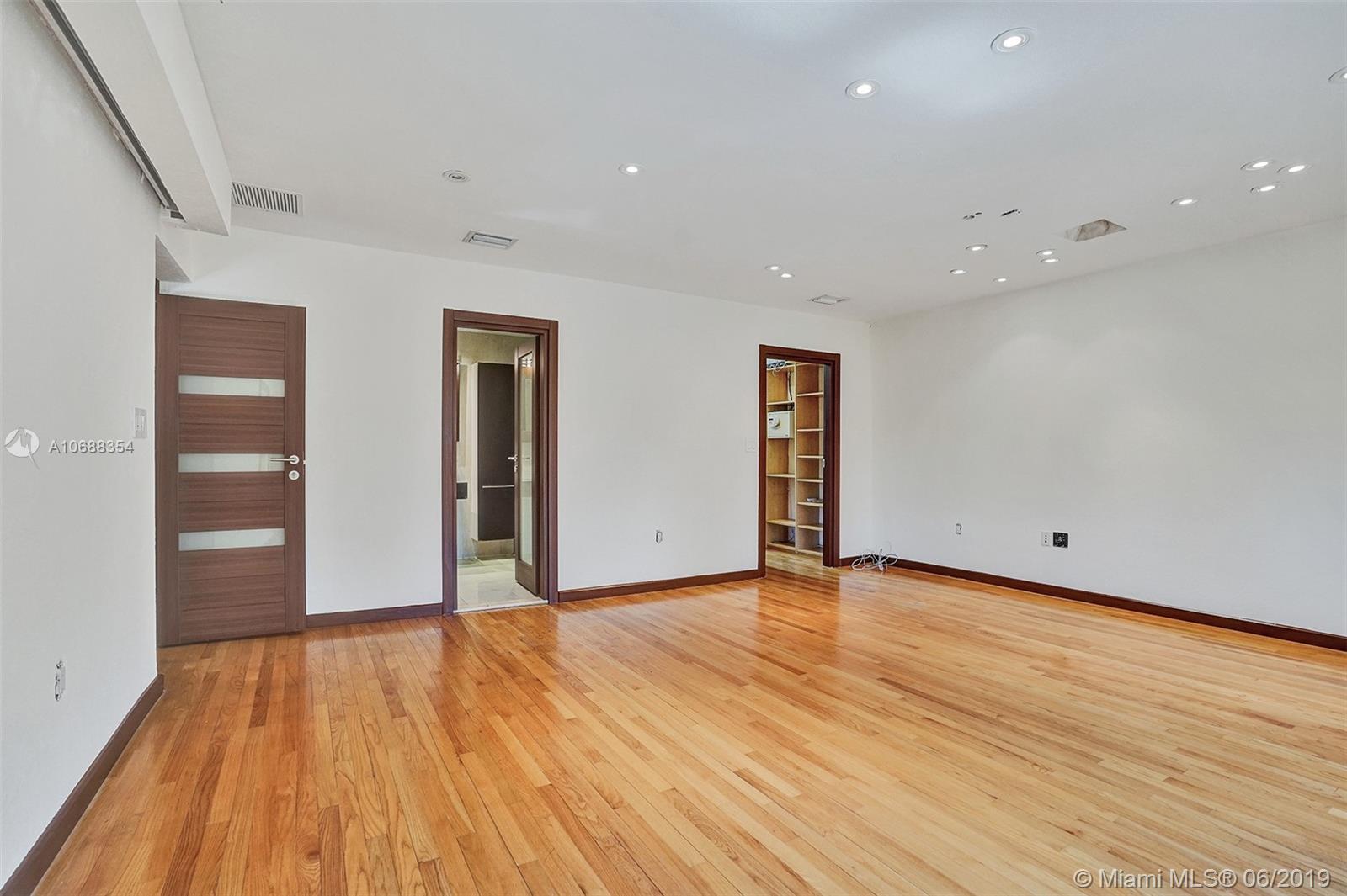 4838 Pine Tree Drive Miami Beach, FL 33140 - Photo 21 of 29