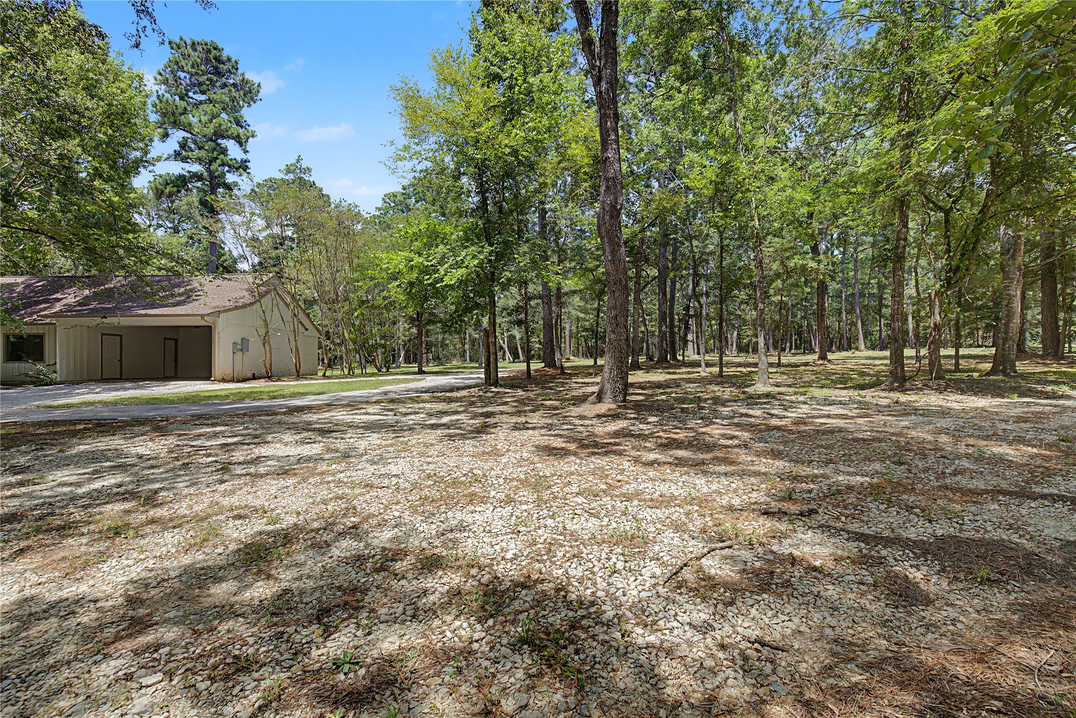 83 Dahlia Road Huntsville, TX 77320 - Photo 38 of 44 Gallery Image 38