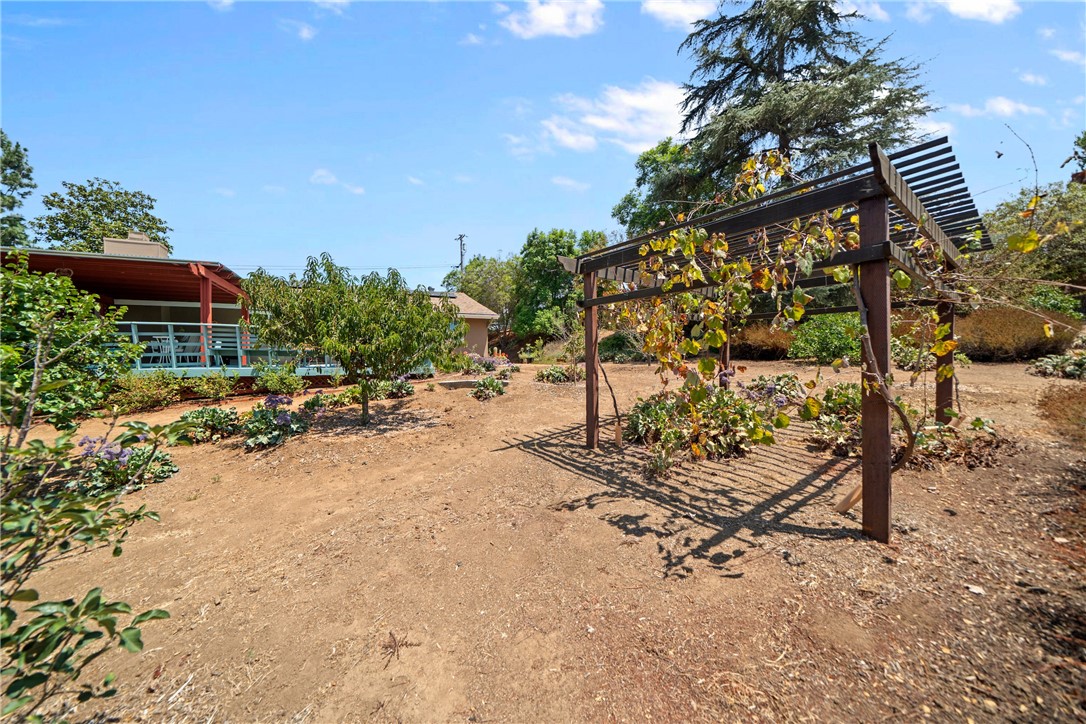 720 Carnation Lane Fallbrook, CA 92028 - Photo 39 of 45 Gallery Image 39