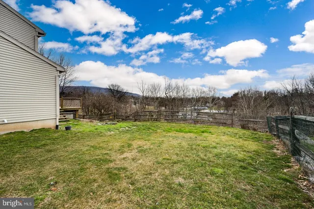 $359,900 | 326 Dogwood Lane, Womelsdorf, PA 19567