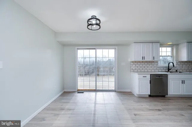 $359,900 | 326 Dogwood Lane, Womelsdorf, PA 19567