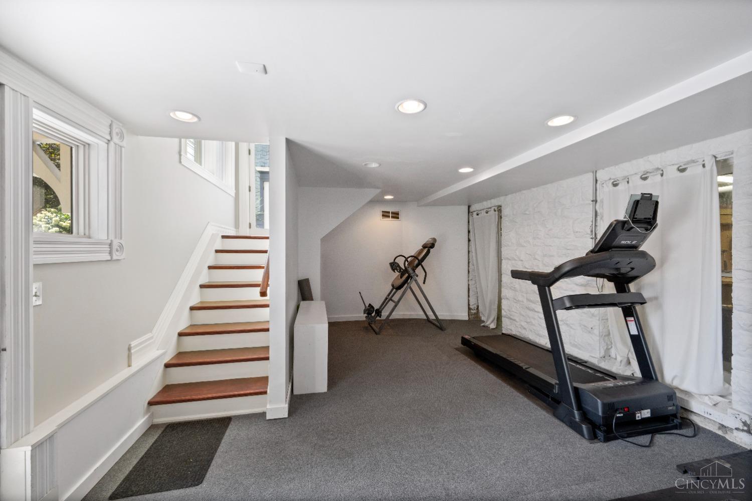 1839 Madison Road Cincinnati, OH 45206 - Photo 31 of 39 Gallery Image 31