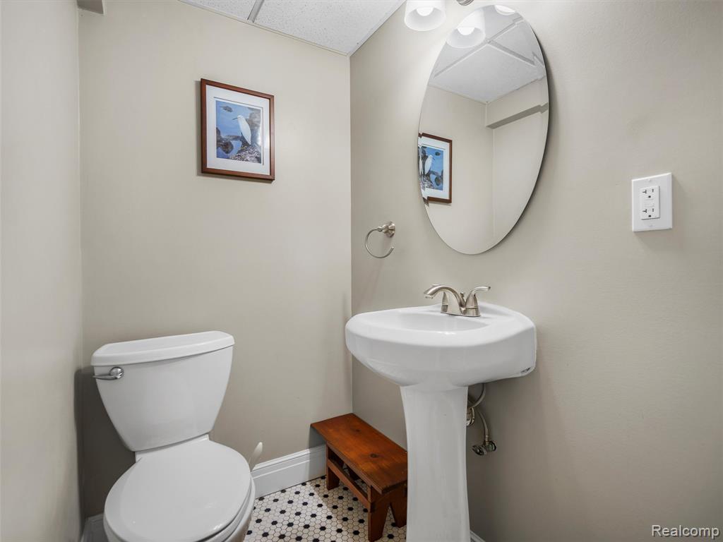1400 West Predmore Road Oakland, MI 48363 - Photo 25 of 48 Gallery Image 25