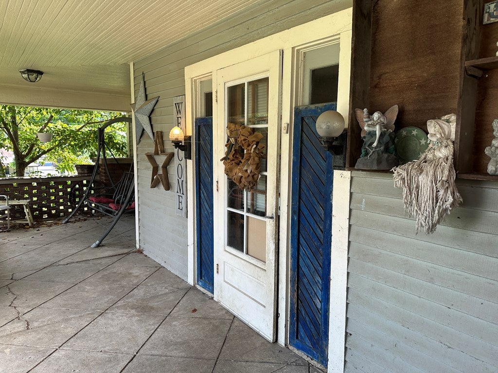 Wrap around porch, Beautiful Wrap around porch.