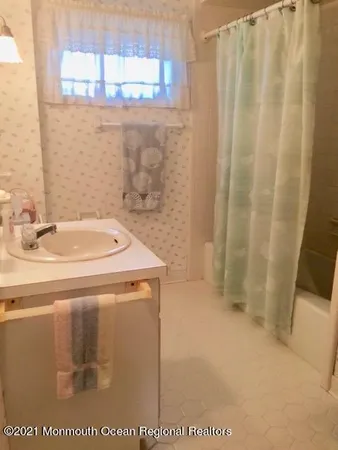 $3,000 | 11 Bath Avenue, Ocean Grove, NJ 07756