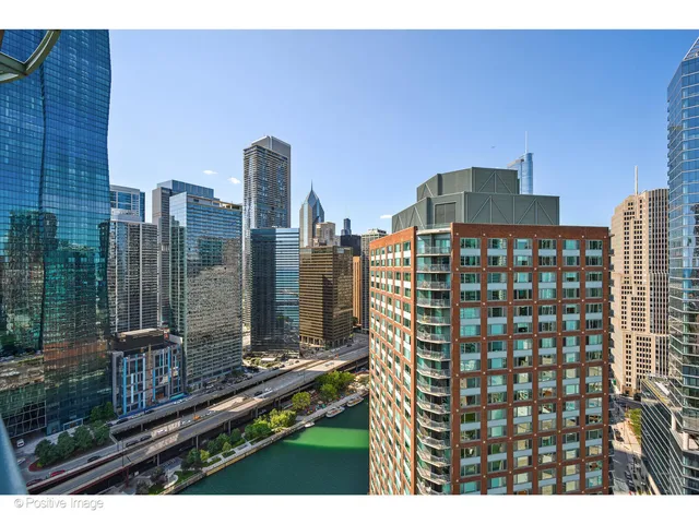 $12,000 | 415 East North Water Street, Unit 3206, Chicago, IL 60611