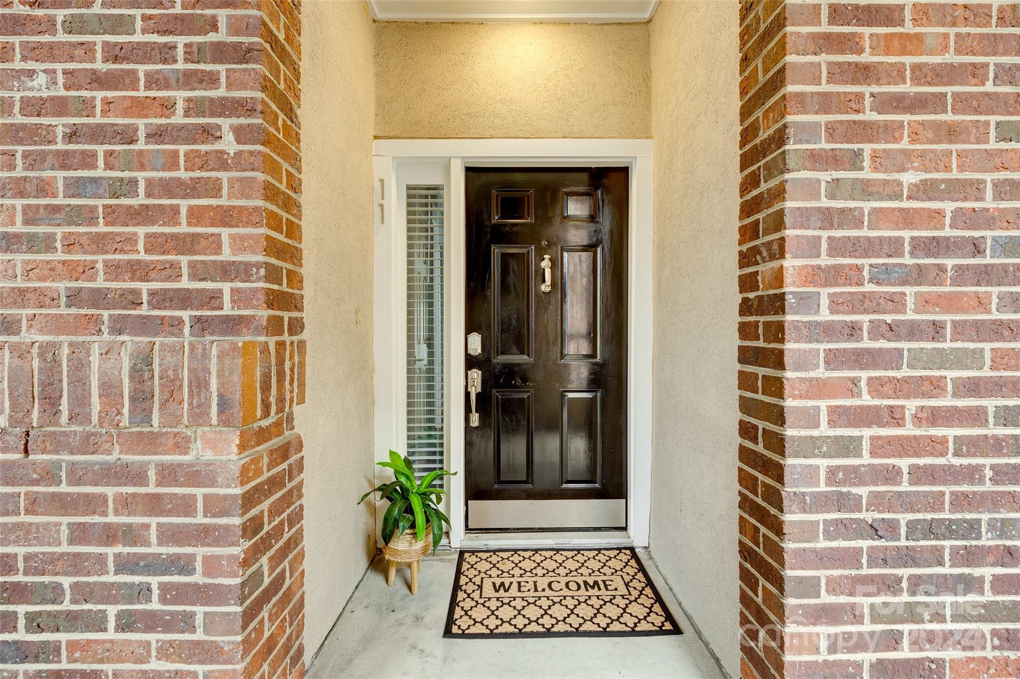 325 Queens Road Charlotte, NC 28204 - Photo 4 of 33 a view of a door with a door