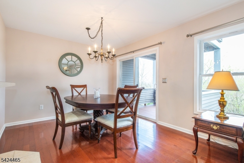 24 Clubhouse Road Hamburg, NJ 07419 - Photo 10 of 21