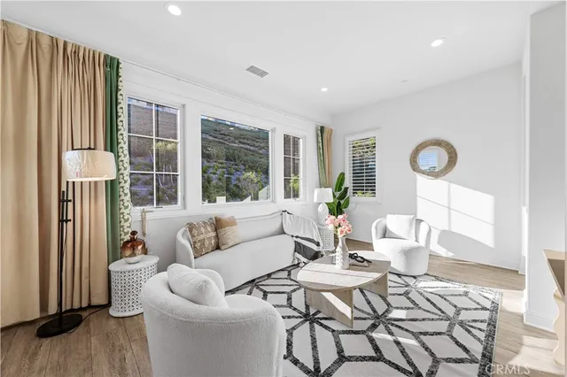 $13,500 | 111 Great Oak, Irvine, CA 92602